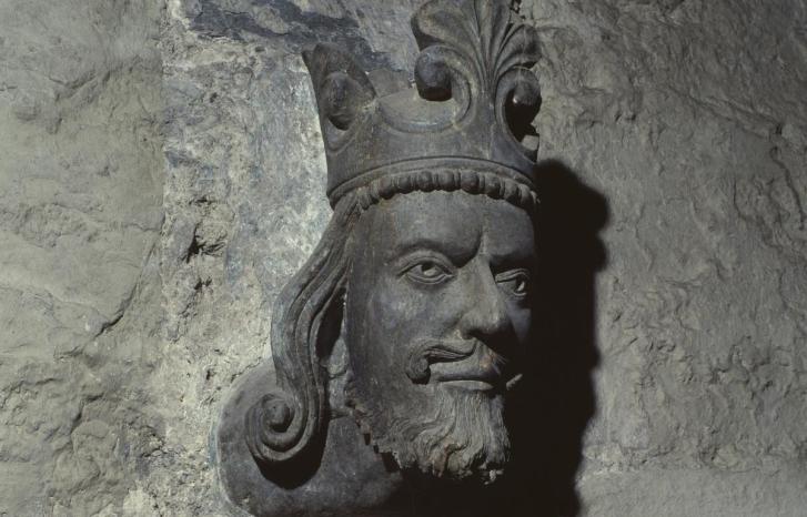 Skulptur av Magnus Lagabøte, Stavanger domkirke