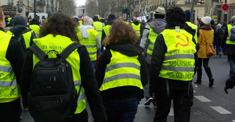 De gule vestene-bevegelsen demonstrerer i Paris 20. januar 2019